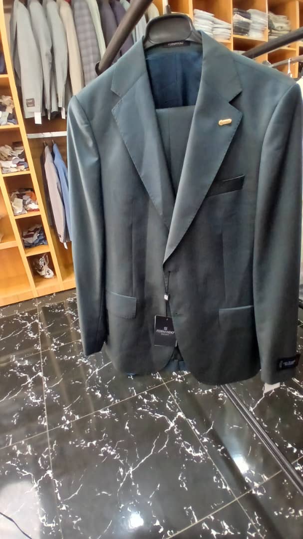 Costume tailleur sur mesure